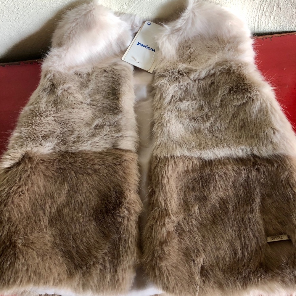 Mayoral fur vest